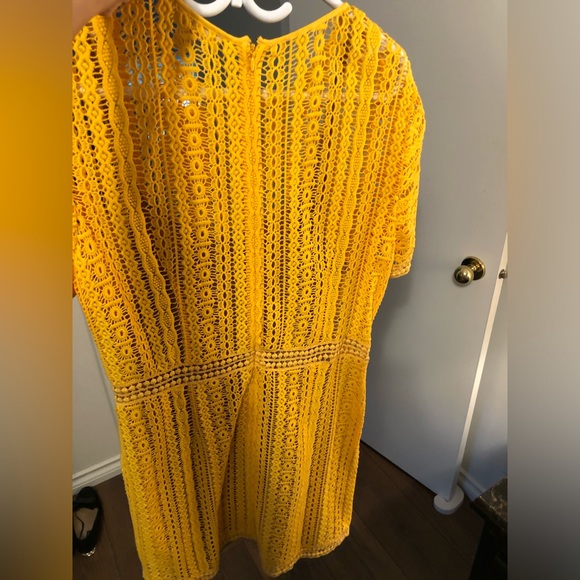 Casual dress - Picture 2 of 2